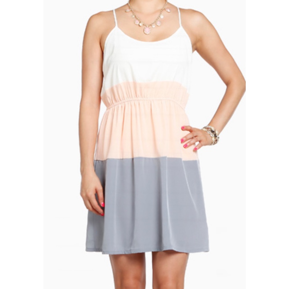 NEVER WORN D’Closet adorable colorblock casual dress